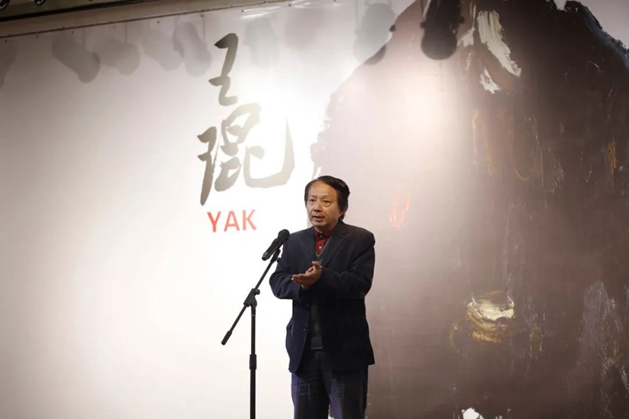 1-20120914263W20.jpg